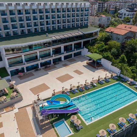 รามาดา รีสอร์ต บาย วินด์แฮม อุนเย Hotel Unye ภายนอก รูปภาพ