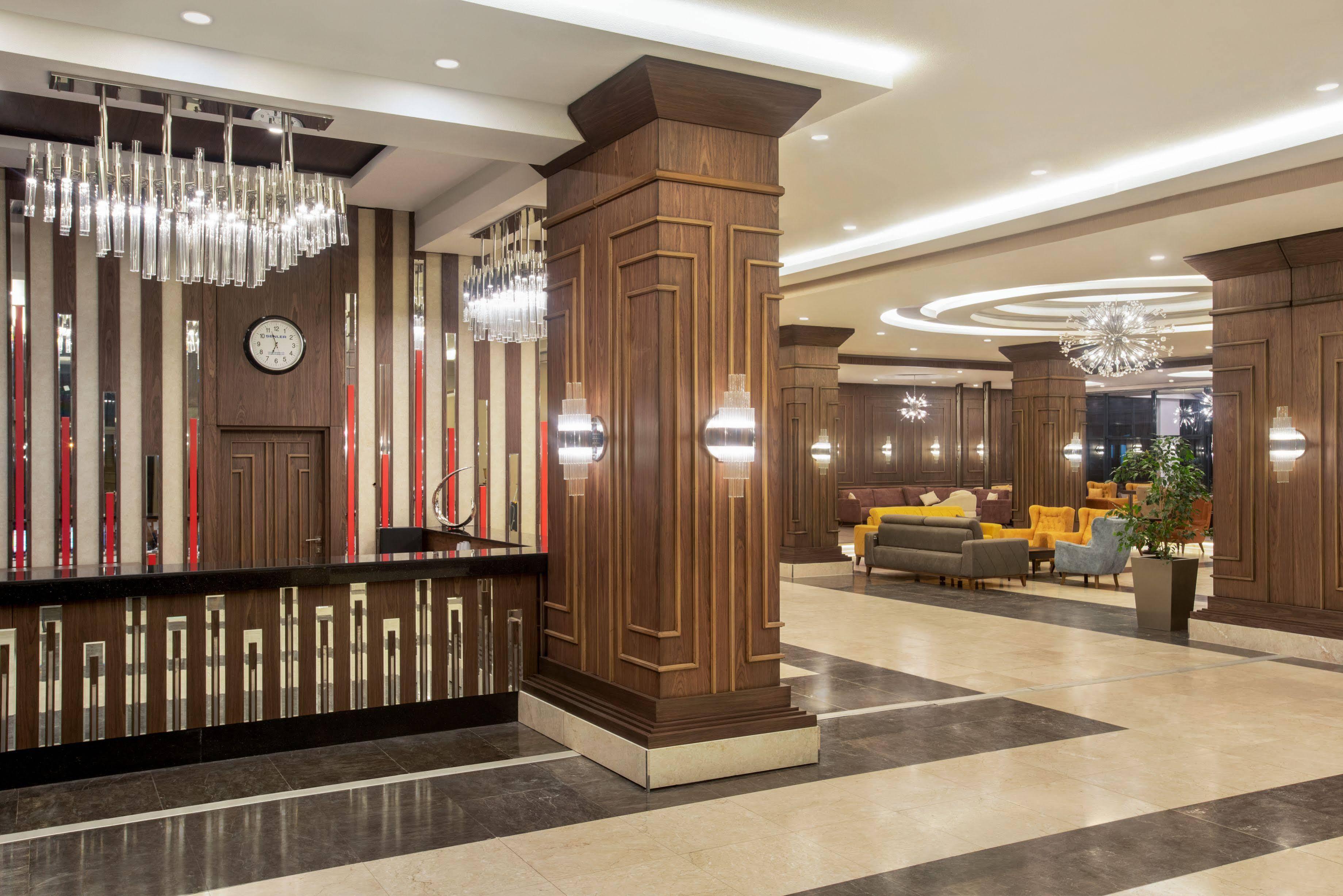 รามาดา รีสอร์ต บาย วินด์แฮม อุนเย Hotel Unye ภายนอก รูปภาพ